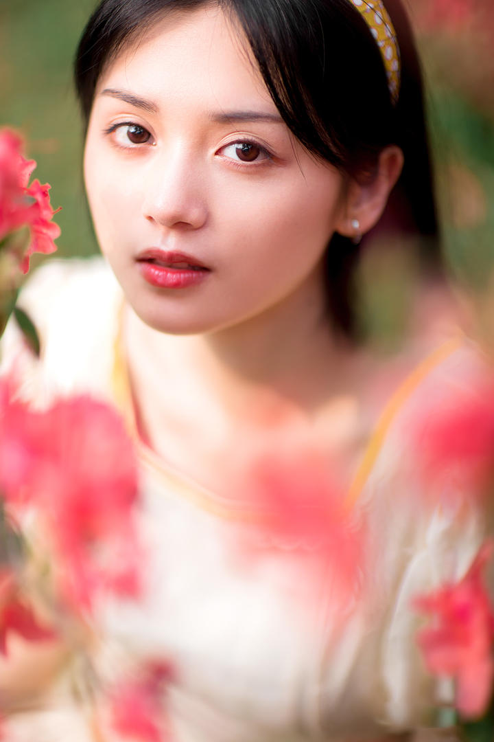 亚洲唯美清纯女生艺术写真集免费下载