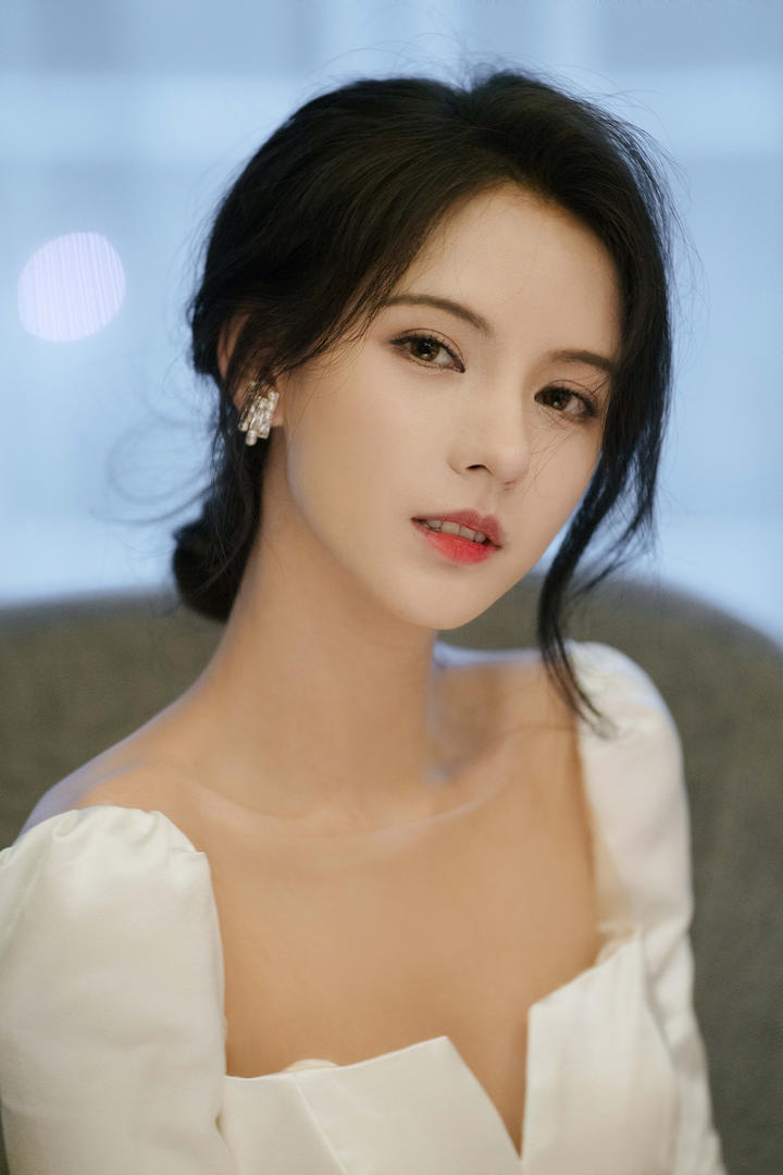 超高清时尚美女国模人像摄影艺术照图片