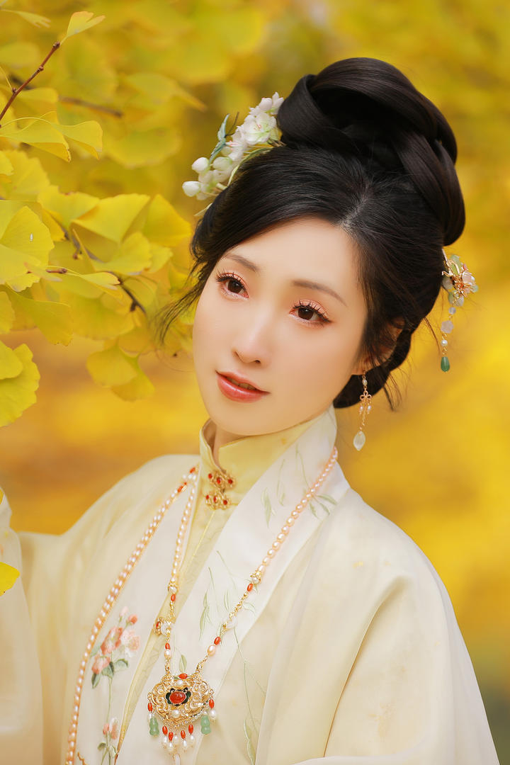 中国唯美高清古典美女人体艺术写真图片