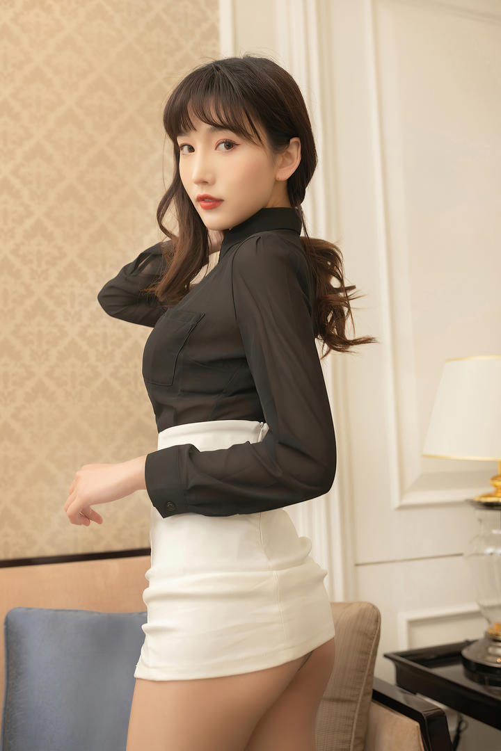 极品美女图片陆萱萱性感包臀裙美女大胆美女写真图片