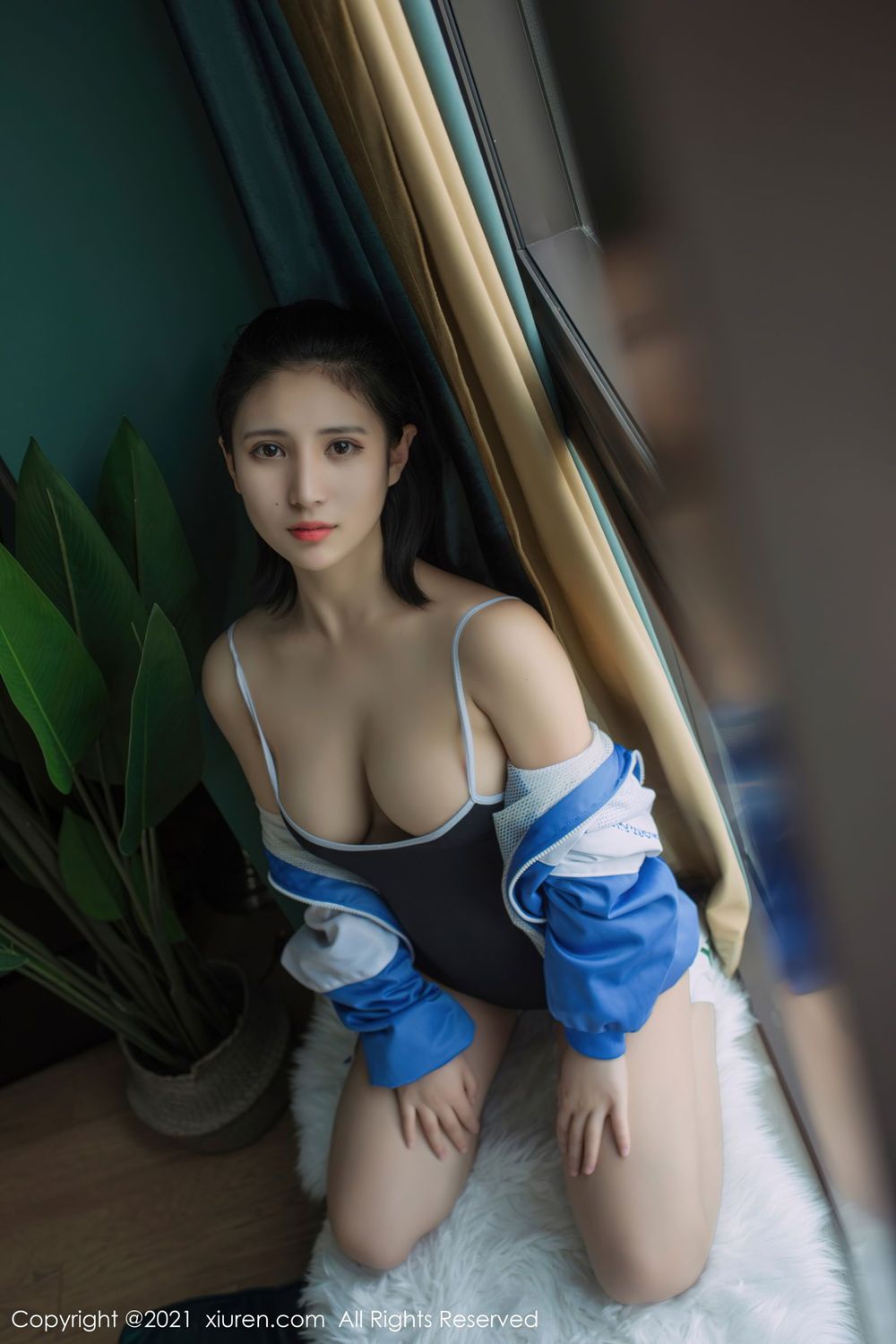 秀人网美女模特久久Aimee校服着装桑拿蒸汽浴室大尺度写真