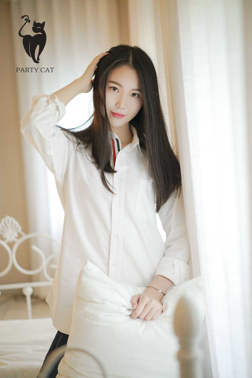 轰趴猫性感美女紫琪Jessie清纯诱惑修长美腿气质写真