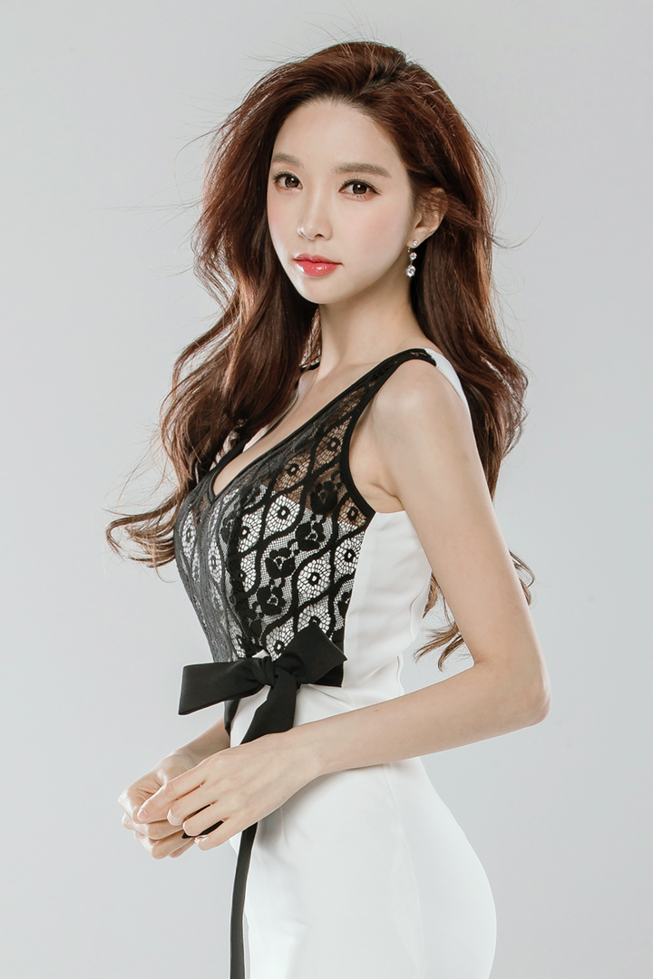 高清韩国极品女神朴秀妍摄影图片