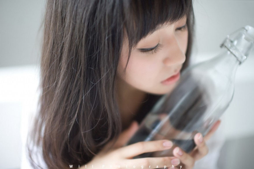 清纯忧郁小女人