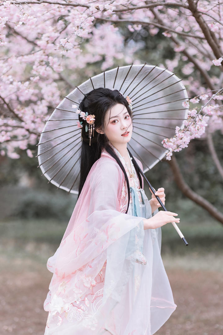 古装名媛美女主播摄影写真图片