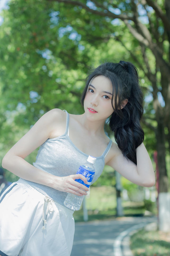 街拍清纯养眼漂亮小姐姐美女壁纸图片大全