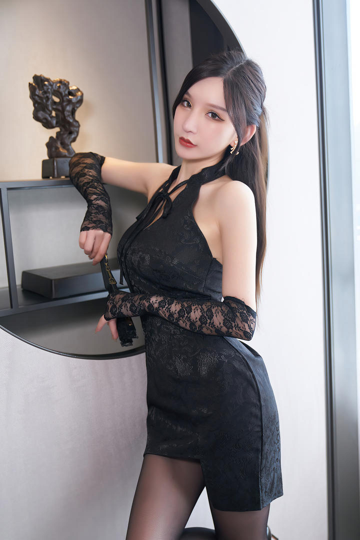 gogo顶级人体艺术国模美女性感私拍图片
