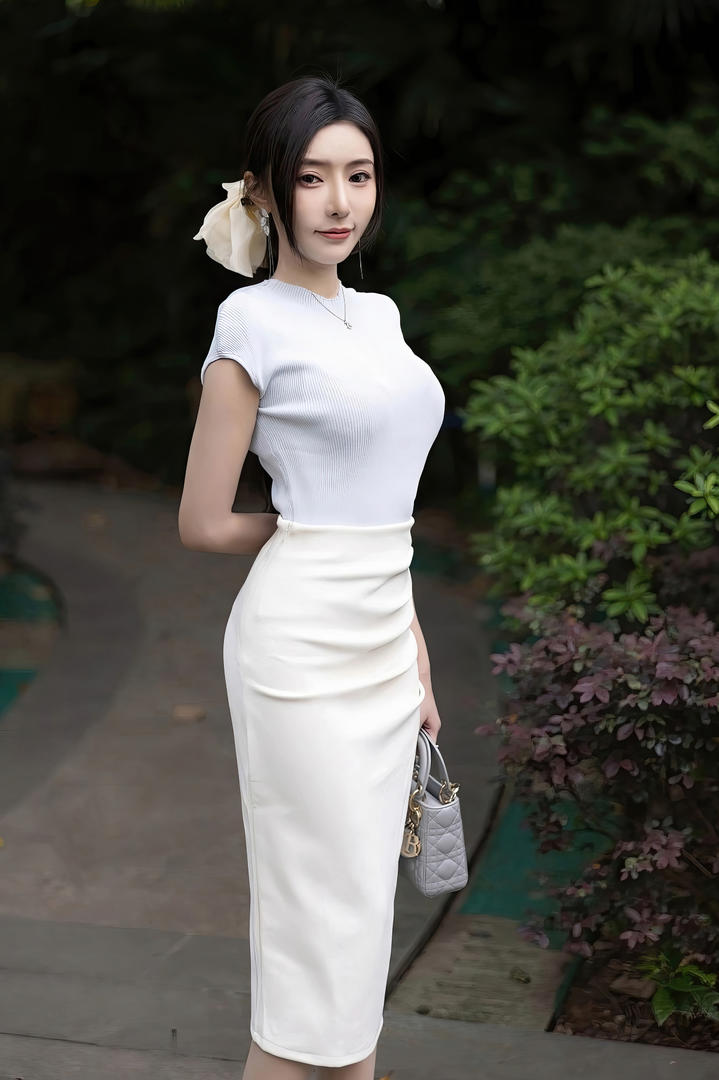 时尚气质女神王馨瑶推女郎摄影写真图片