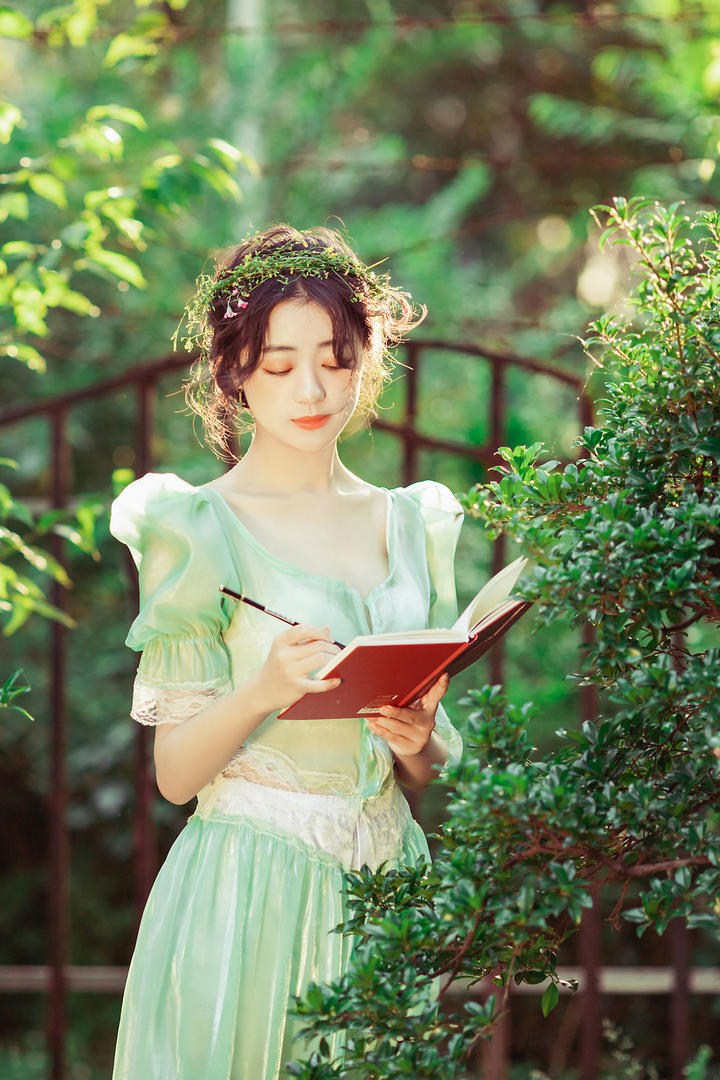 唯美清纯可爱美女图片