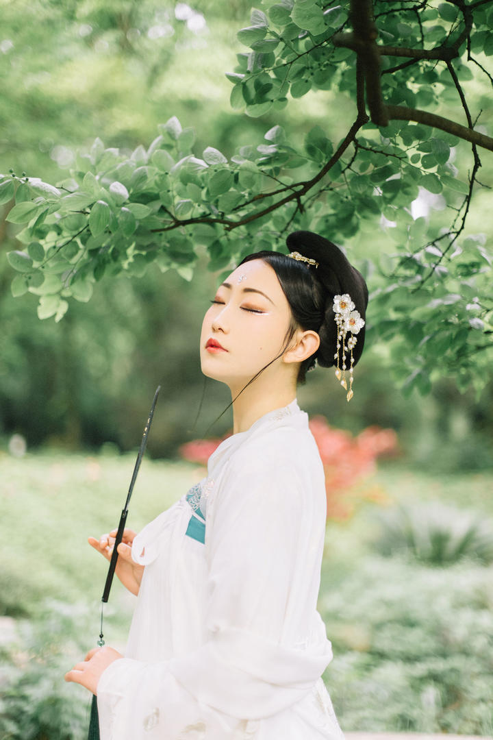 唯美中国古风女生头像艺术照欣赏