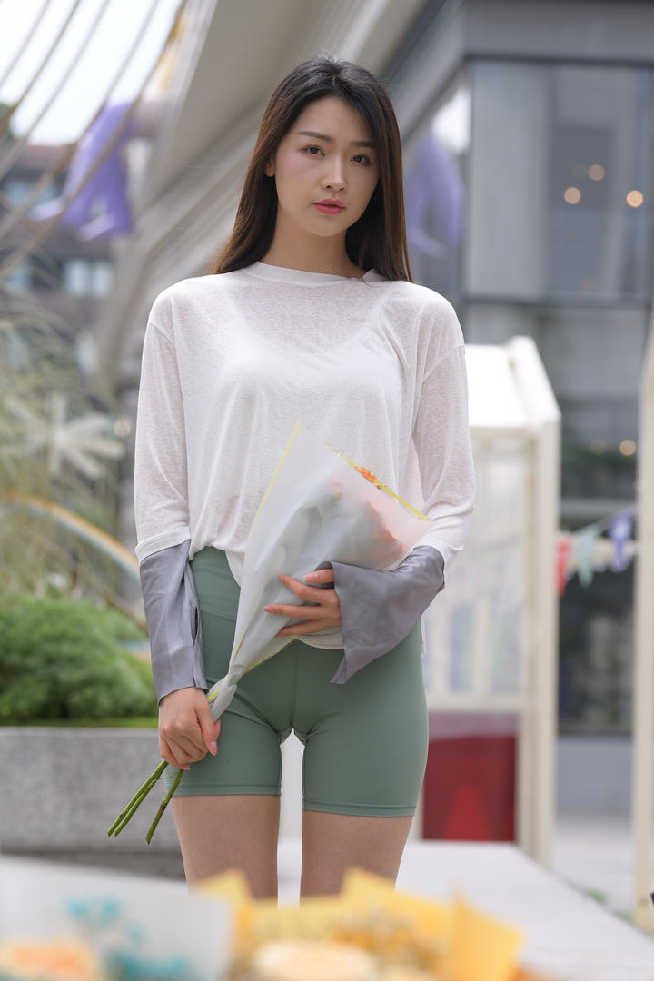 国产顶级大神街拍紧身裤美女极品合集免费下载