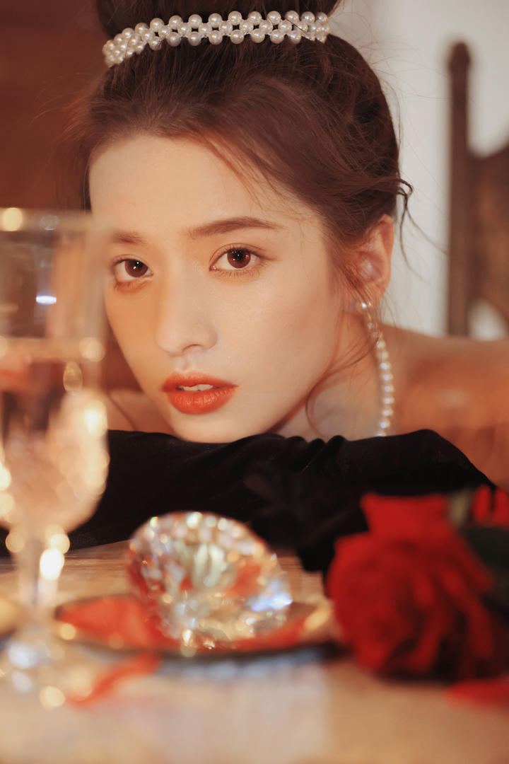 高清气质美女艺术照