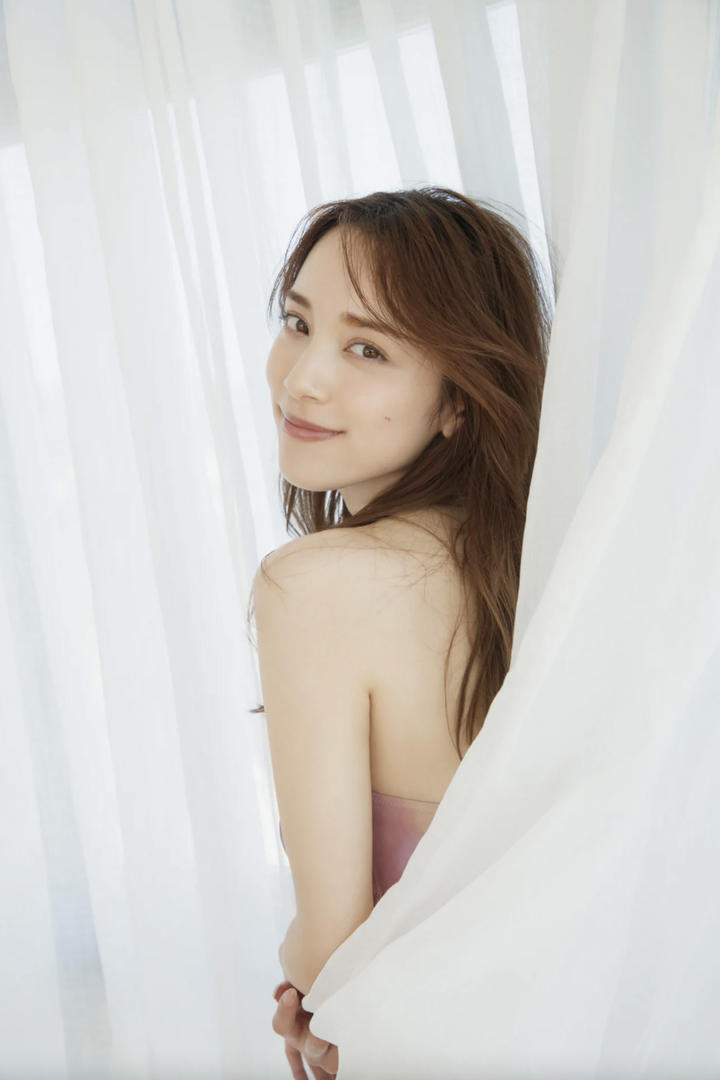 韩国极品美女阿姨性感自拍在线下载