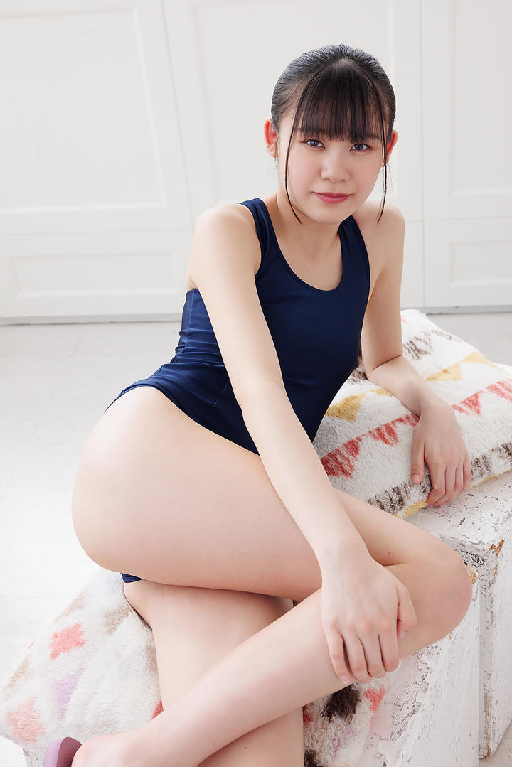 日本一本道粉嫩性感美女护士紧身泳装诱惑图片