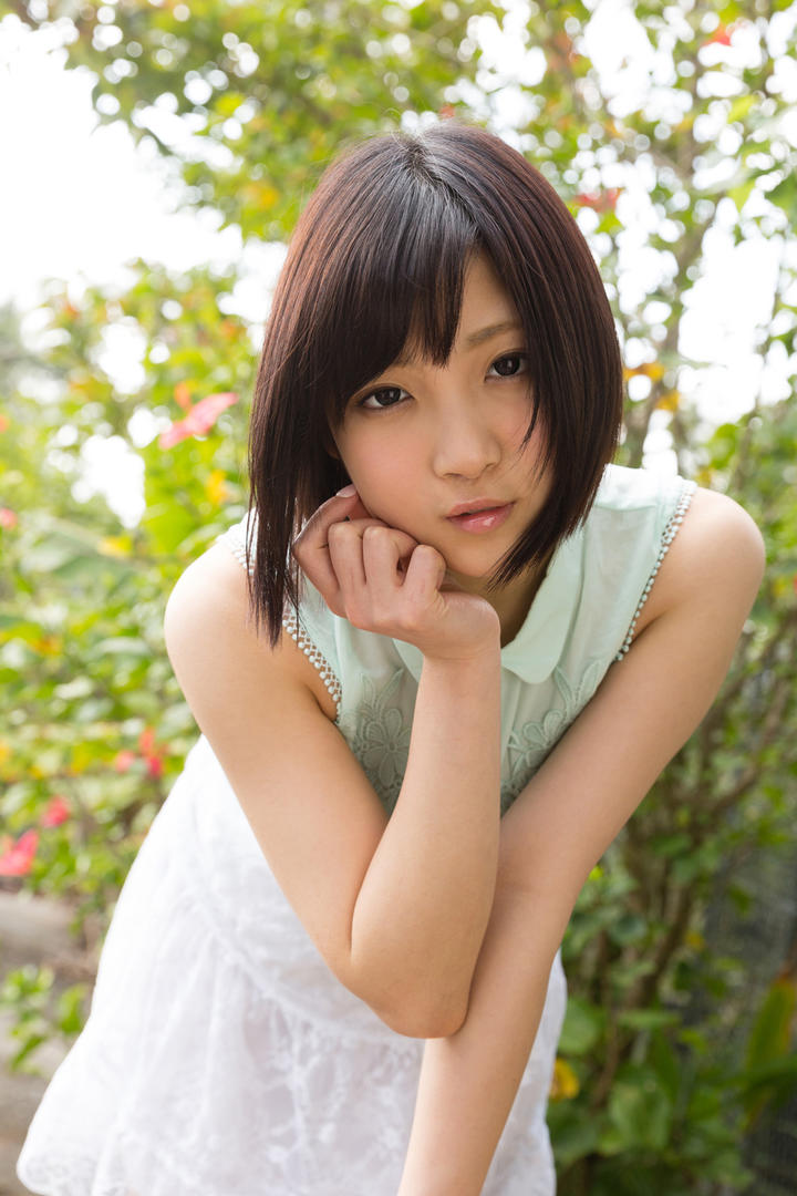 可爱日本美女Graphis性感生活照