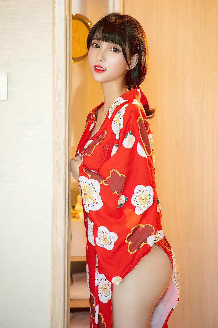 穿和服的日本翘臀美女性感图片