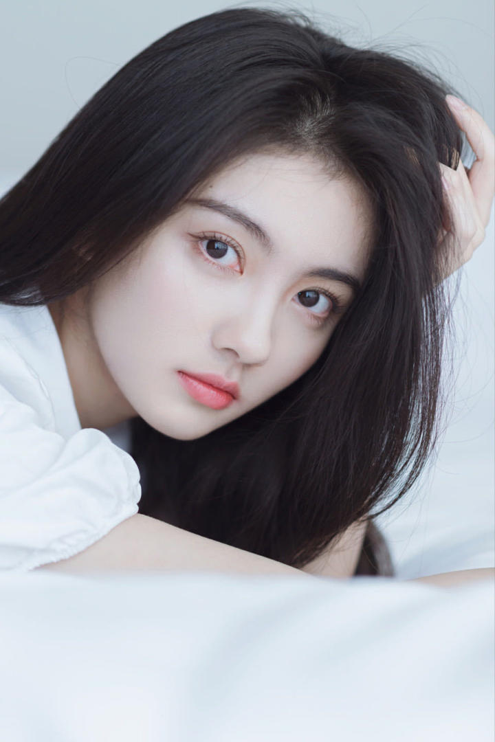 高清清纯女生特写图片