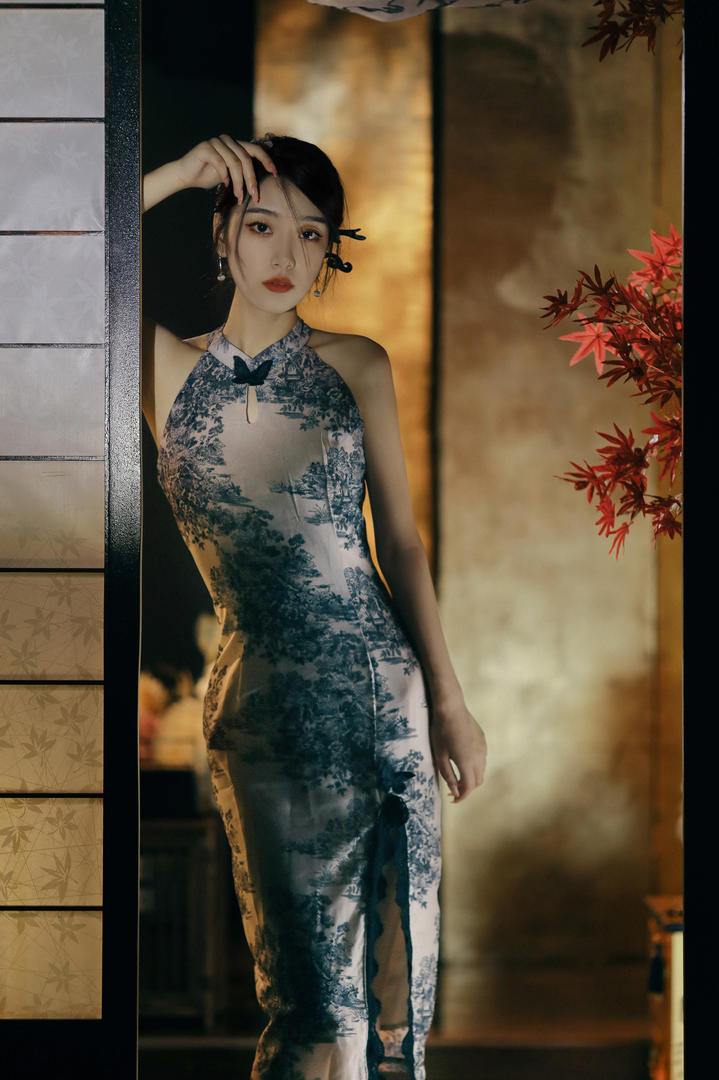 优雅性感的中国旗袍美女人体艺术写真图片