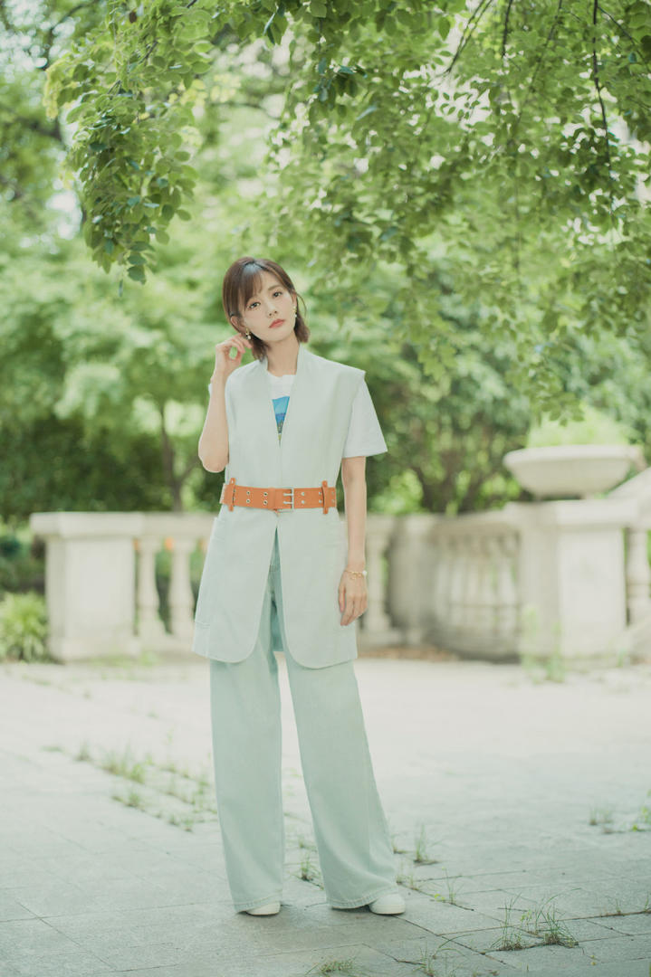 国内女明星李一桐个人唯美写真图片