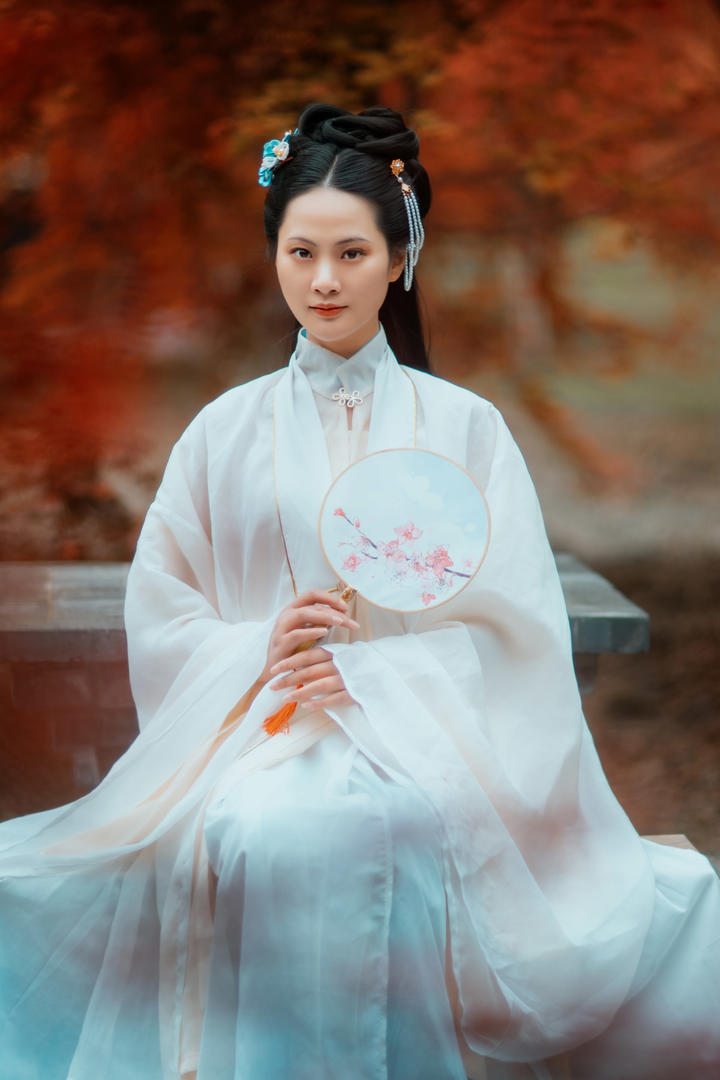 温柔恬静古风古韵美女壁纸高清图片大全