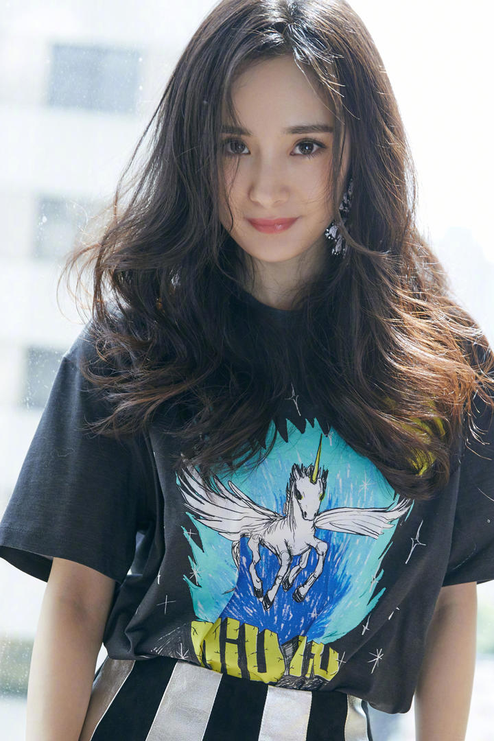 气质美女明星杨幂写真