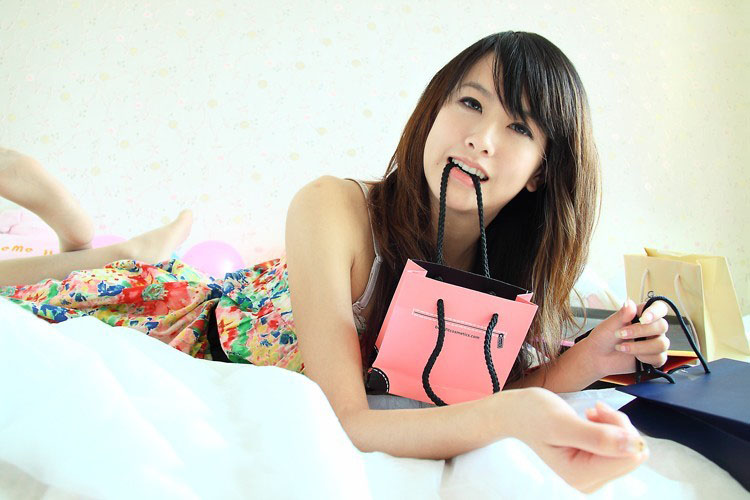 房间里柔柔的阳光