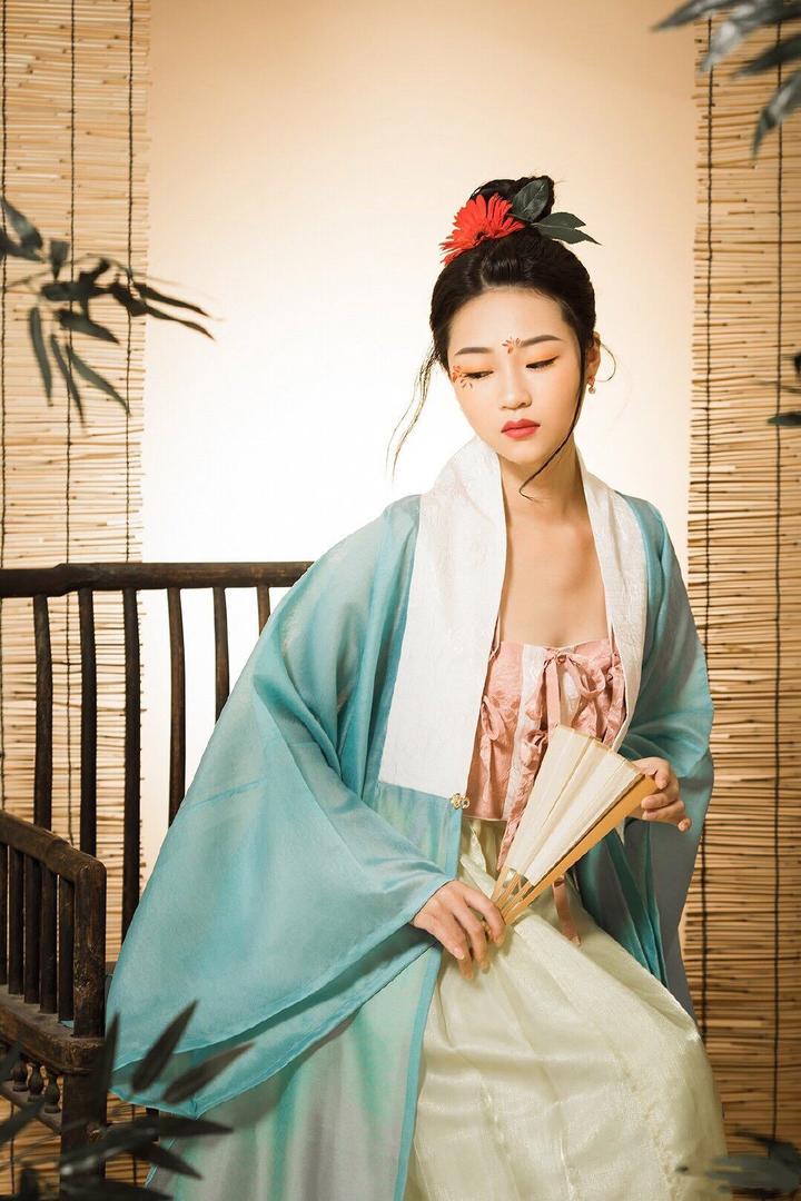 古装美女图片唯美古风背影图片欣赏