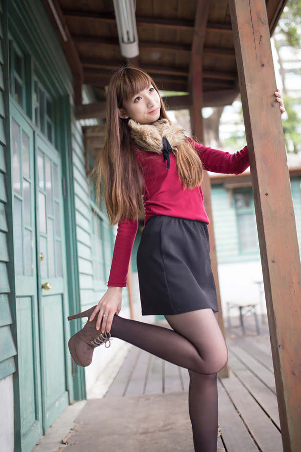 清纯美女古小君美腿丝袜街拍写真