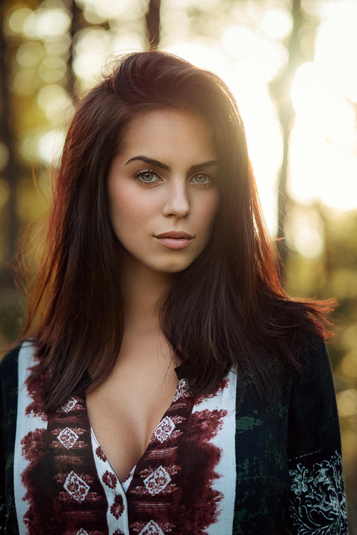 阳光下的欧美美女写真