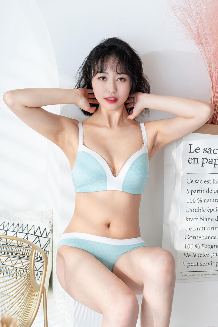 精品克拉女神内衣美女私拍图片集
