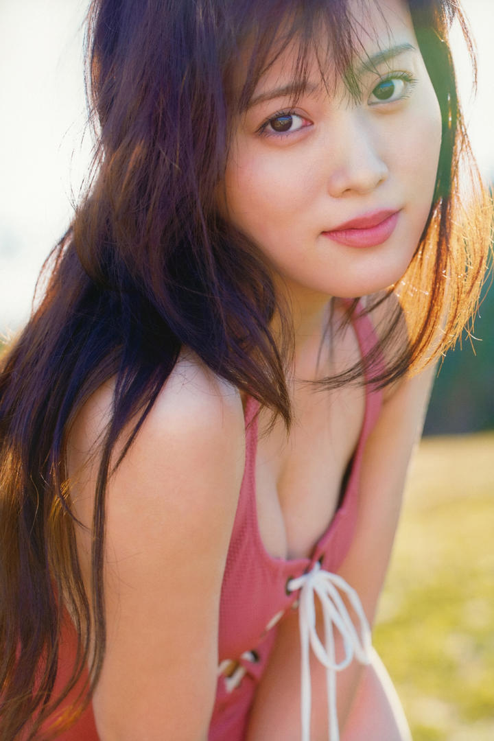 亚洲在线日本美女比基尼性感写真