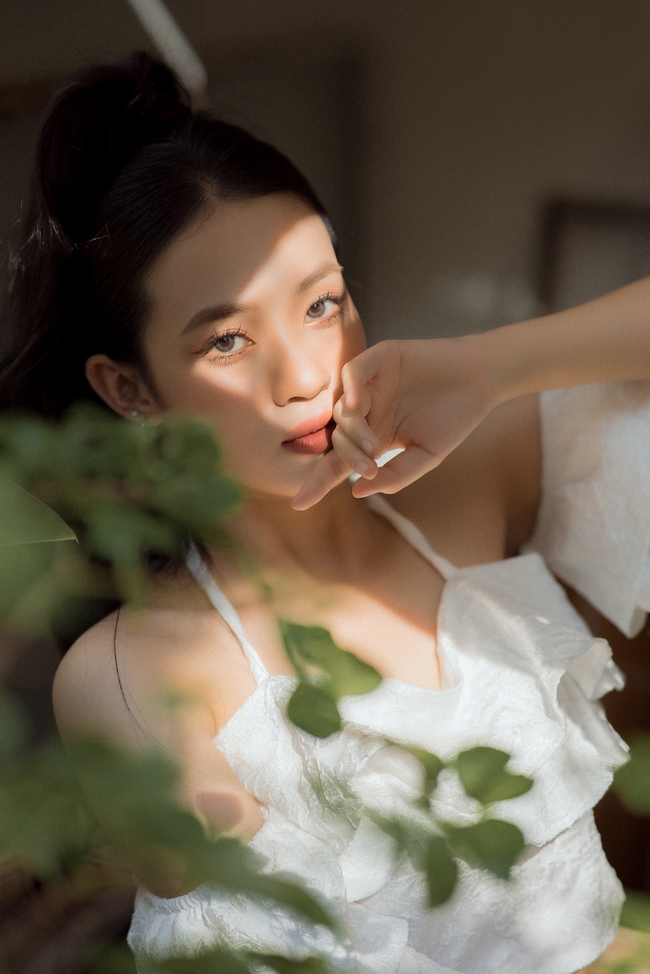 性感妙龄美女私房写真艺术摄影图片