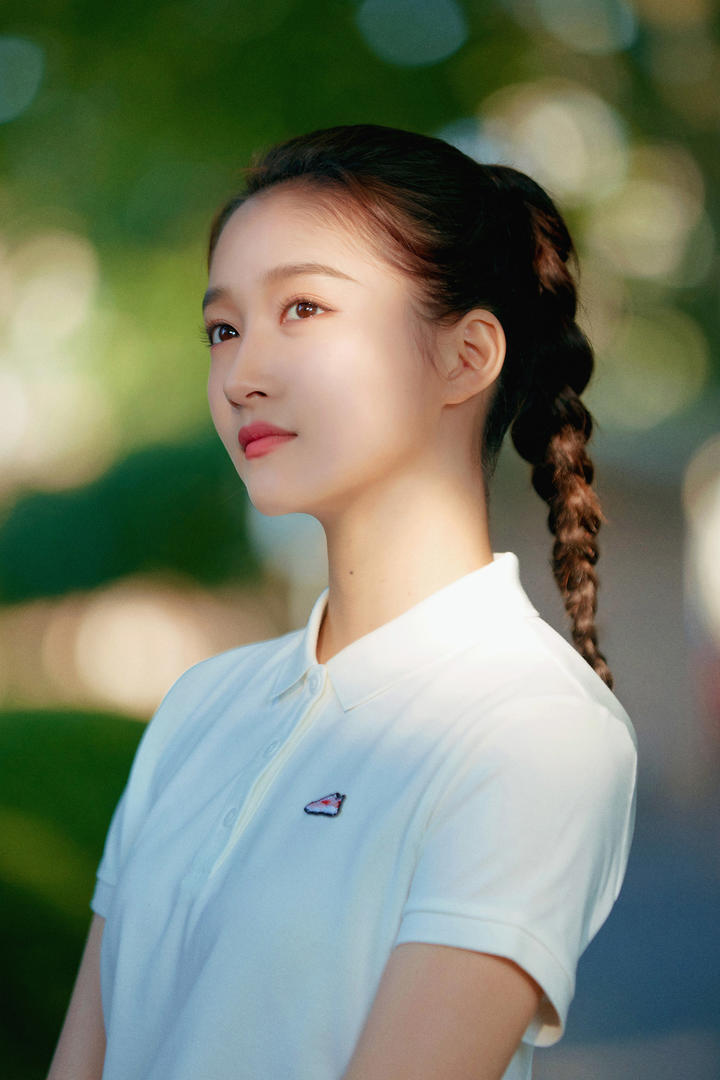 中国高清专业女明星壁纸下载关晓彤图片大全