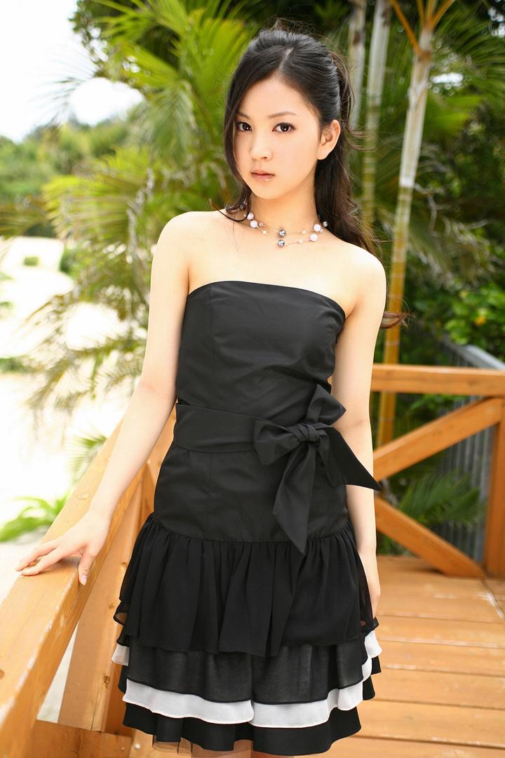 日本成熟气质贵妇美女清纯写真图片