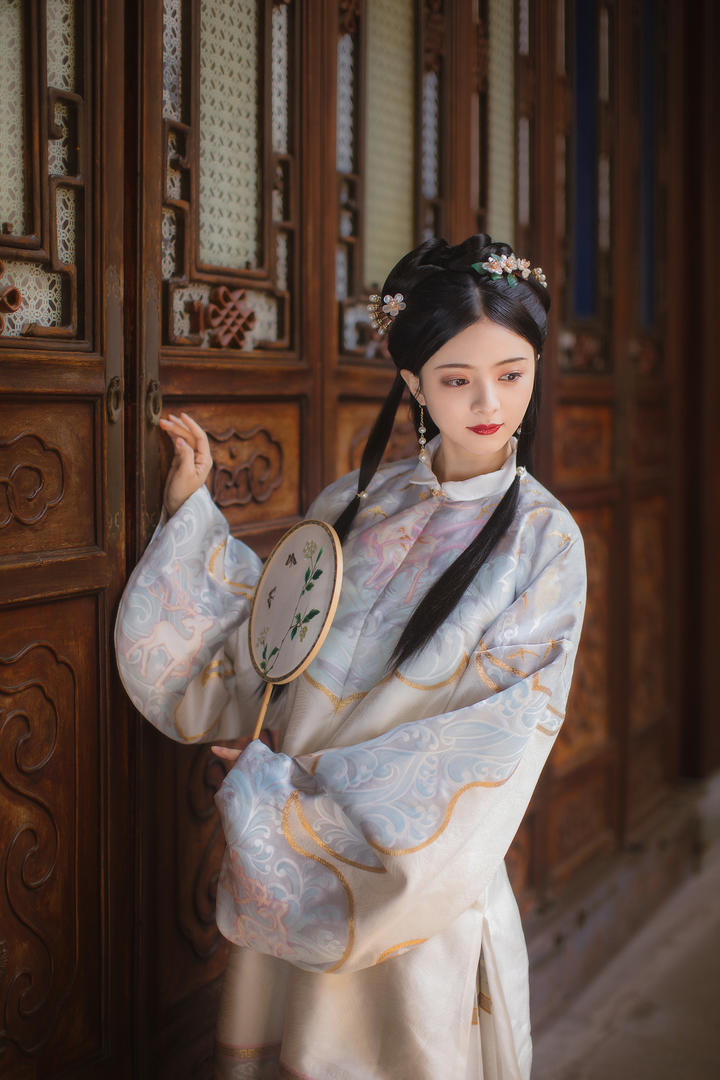 唯美气质古装汉服美女艺术照高清大图