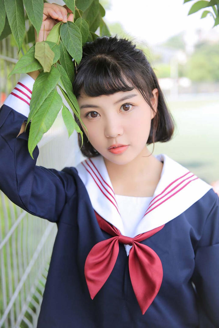 清纯唯美校服美少女高清写真套图