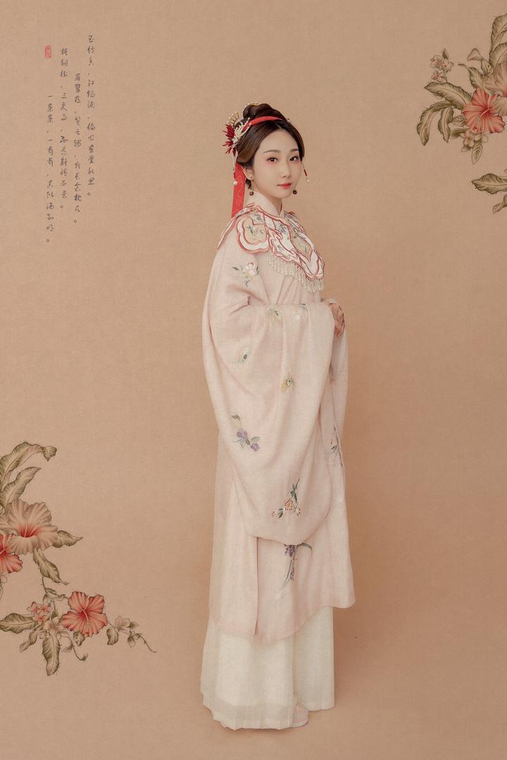 仕女图中的古装美女唯美艺术写真图片