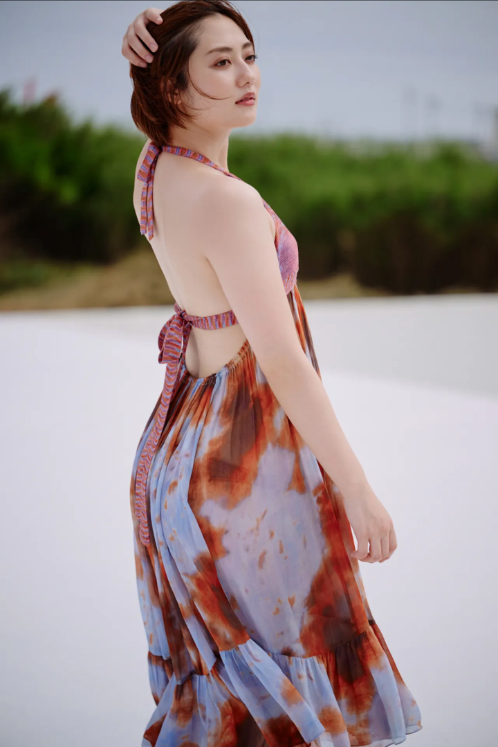 海边116美女写真