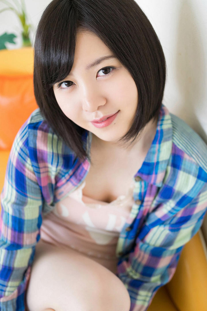 超高清日本短发宅男女神美女特写图片