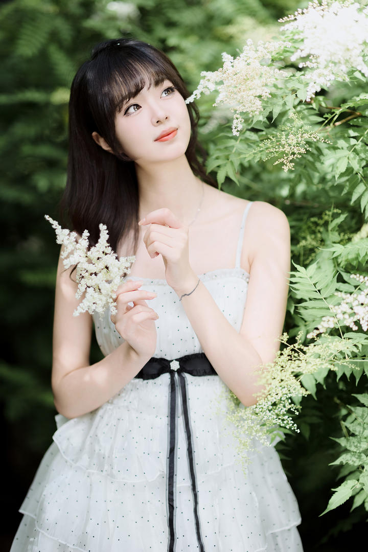 清纯美女手机壁纸下载