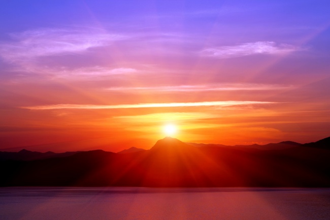 紫色黄昏夕阳图片