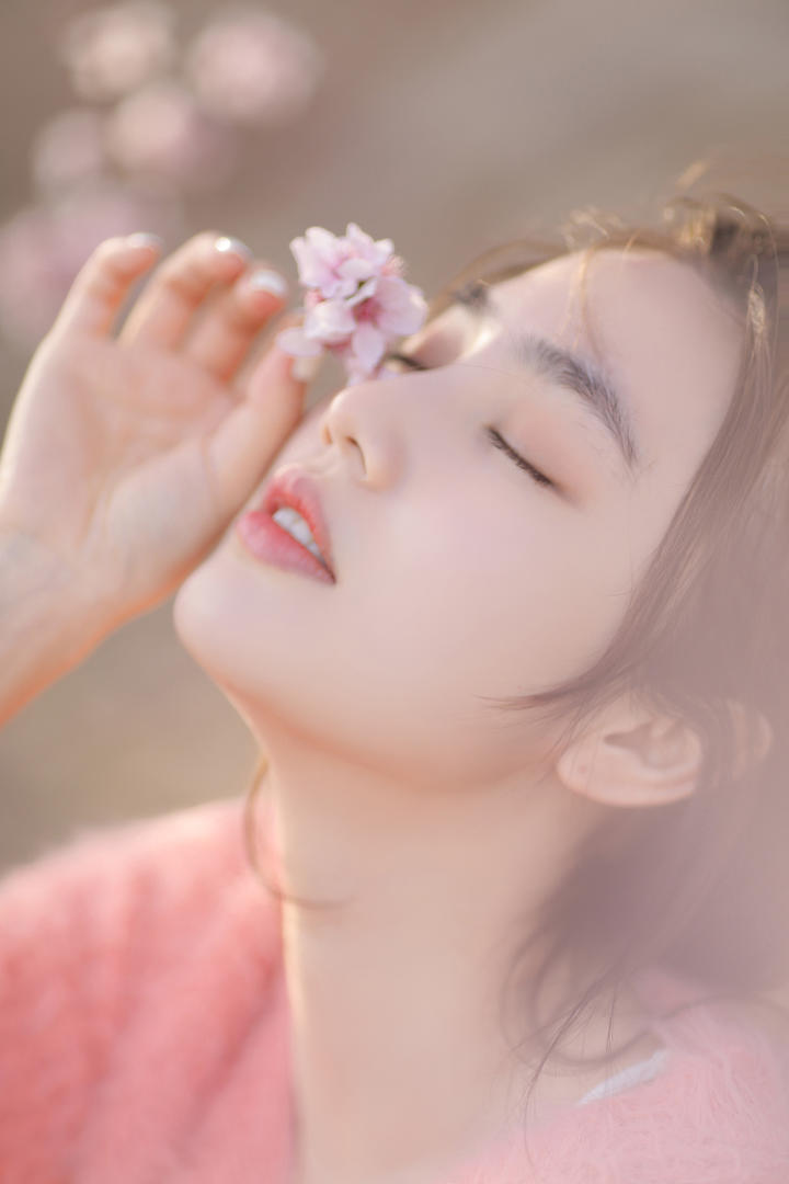 国内唯美清纯美女主播高清艺术照图片