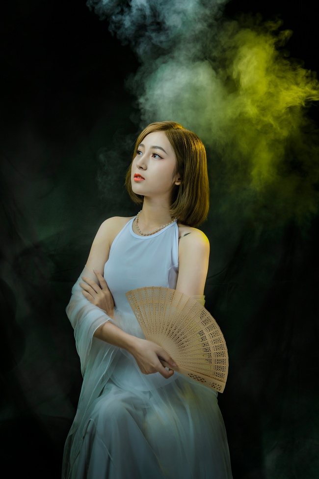 中国气质美女写真图片