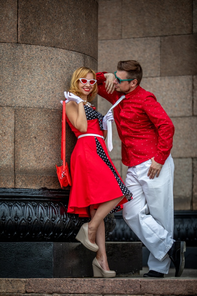 时尚街拍情侣图片