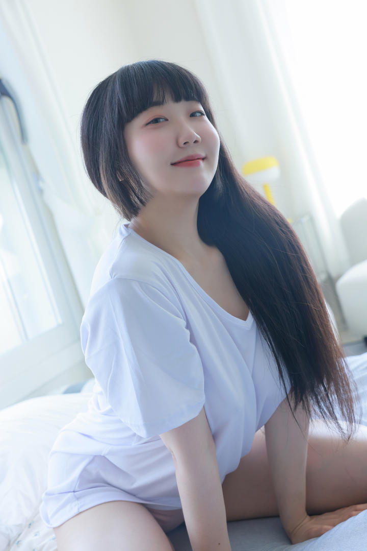 日韩极品美女照片