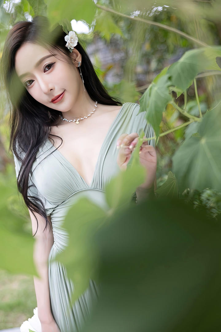 海量高清优质女头像王馨瑶美女春日踏青摄影写真集