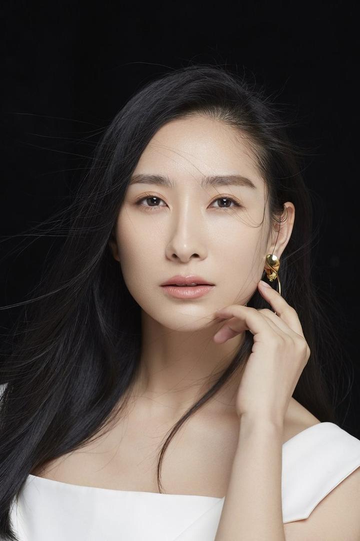 湖南籍美女明星陶昕然图片