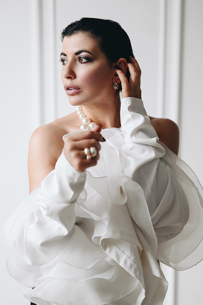 欧美性感风情熟女人体写真摄影图片