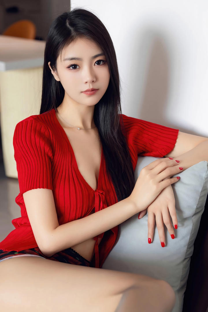 青草社区亚洲高清嫩模可乐美女私拍写真图片