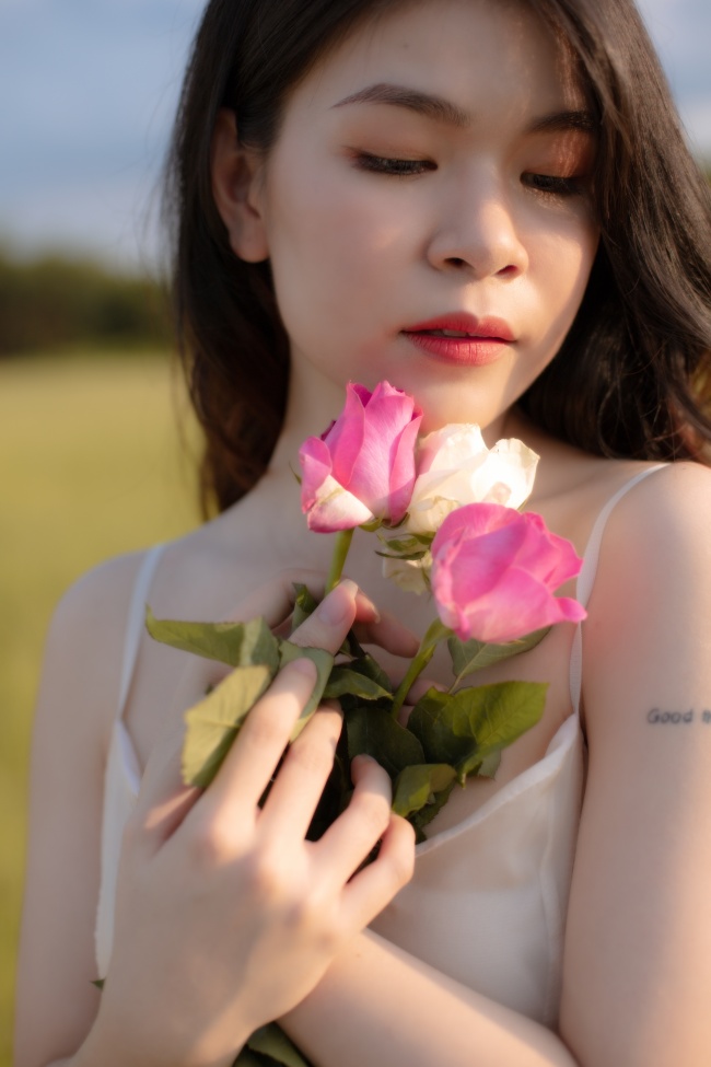 日韩性感美女艺术写真图片